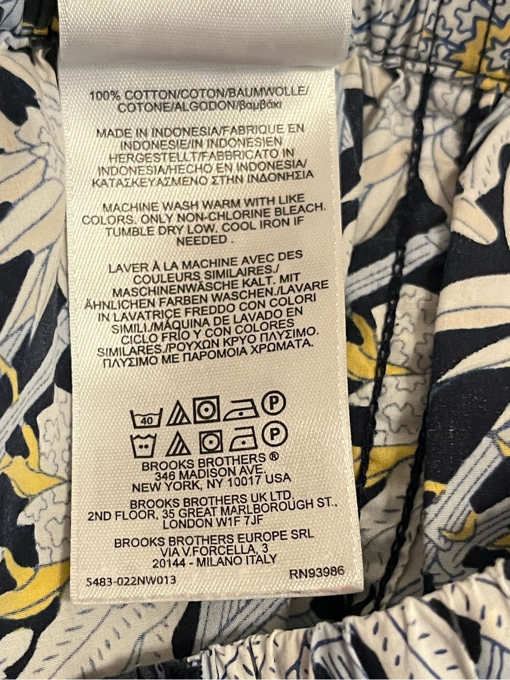 Brooks Brothers Floral Botanical Pajama Set Navy Blue Yellow M - Picture 15 of 16